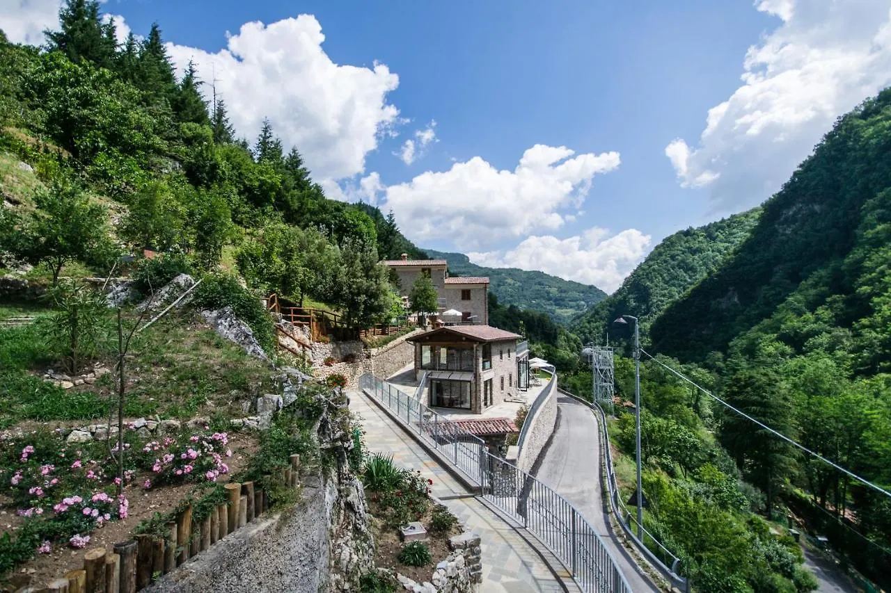 Agriturismo Cornali Fabbriche di Vallico 0*,  Italien