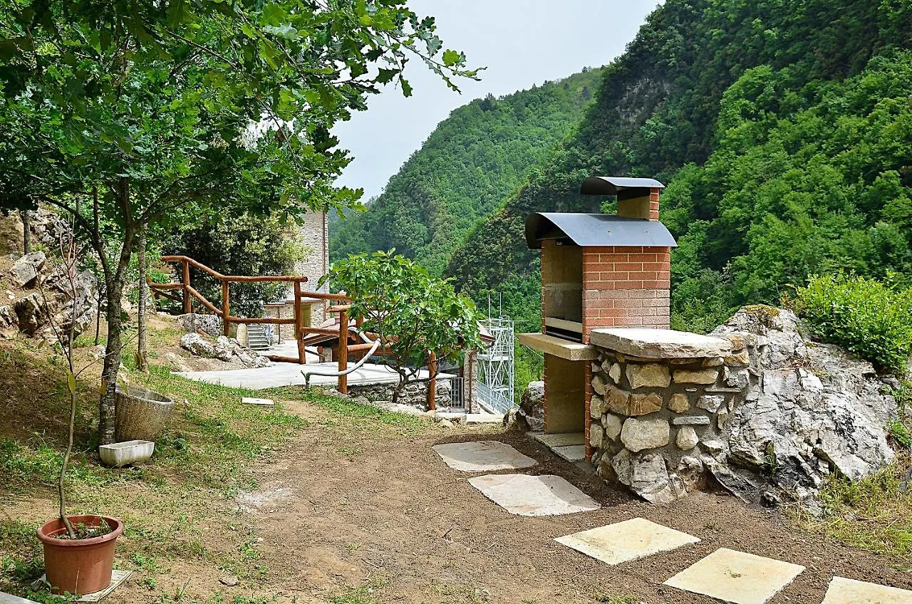 Agriturismo Cornali Fabbriche di Vallico 0*,  Italien
